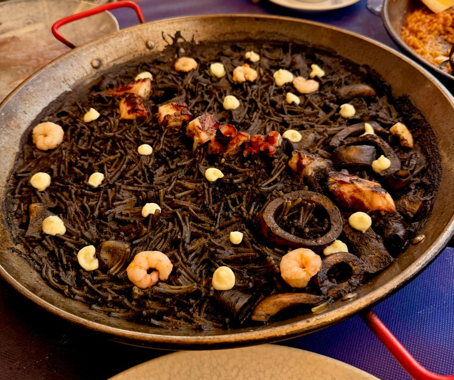 π€ Black fideuΓ Noodles cooked in squid ink with octopus and prawns β dramatic to look at, extraordinary to eat. A dish that tells you exactly where you are.
